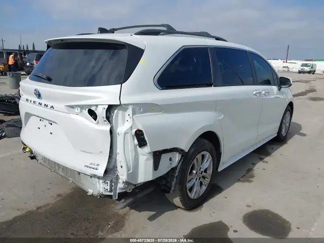 5TDJRKEC4NS113804 — 2022 Toyota Sienna XLE, фото 4 с аукциона IAAI 14.10.2026, Задняя часть