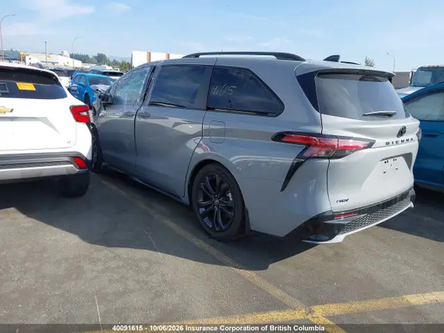 5TDGRKEC9TS297614 — 2026 Toyota Sienna XSE FWD 7-Pass, фото 3 с аукциона IAAI 14.10.2026, Передняя часть