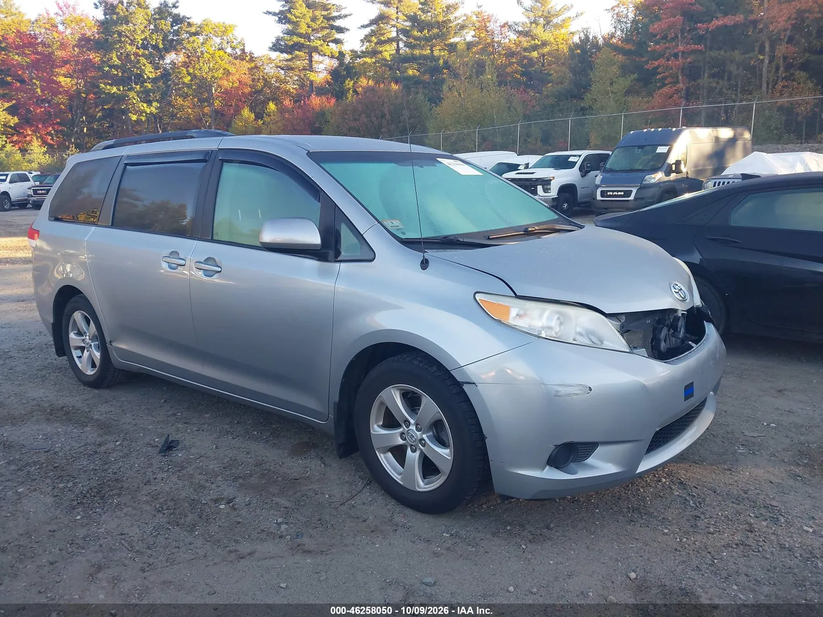 2014 Toyota Sienna Le V6 8 Passenger VIN 5TDKK3DC5ES524774 фото 2