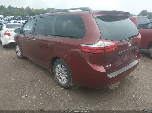 5TDYK3DC9GS715059 — 2016 Toyota Sienna, фото 3 с аукциона IAAI 14.10.2026, Передняя часть