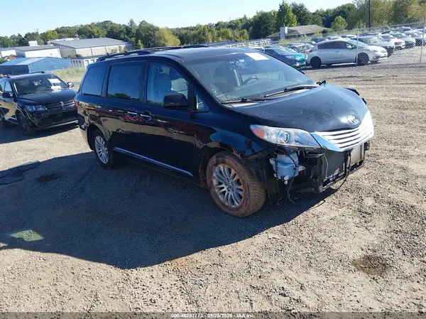 5TDYK3DC9GS737174 — 2016 Toyota Sienna, Передняя часть (Front End), фото до ремонта