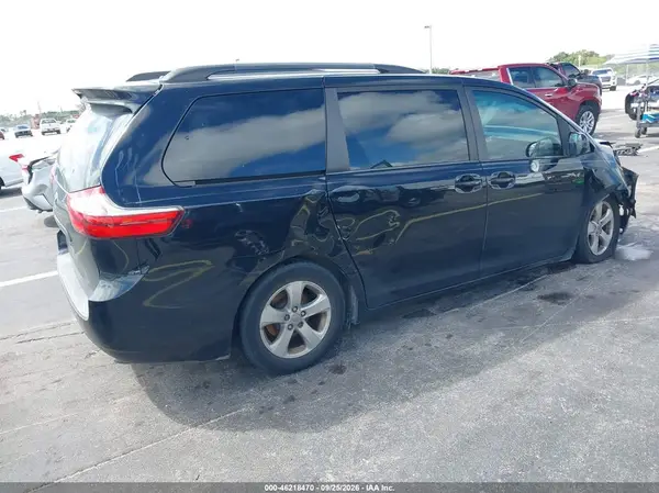 5TDKK3DC6GS718636 — 2016 Toyota Sienna, фото 4 с аукциона IAAI, Передняя часть