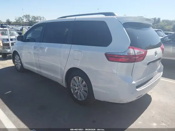 2017 TOYOTA SIENNA VIN 5TDYZ3DC7HS795264 фото 3