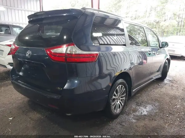 5TDYZ3DC6KS974421 — 2019 Toyota Sienna, фото 4 с аукциона IAAI 09.10.2026, Передняя часть