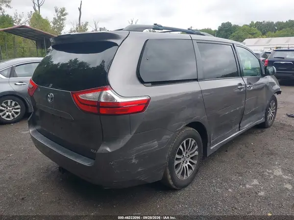 5TDYZ3DC8KS991981 — 2019 Toyota Sienna, фото 4 с аукциона IAAI, Передняя часть