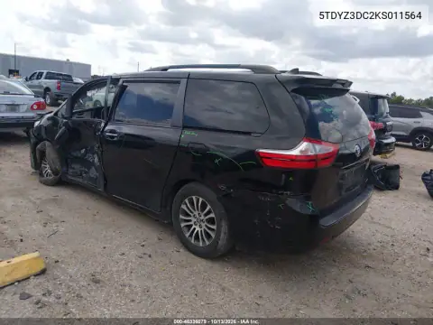 5TDYZ3DC2KS011564 — 2019 Toyota Sienna, фото 4 с аукциона IAAI, Боковая часть