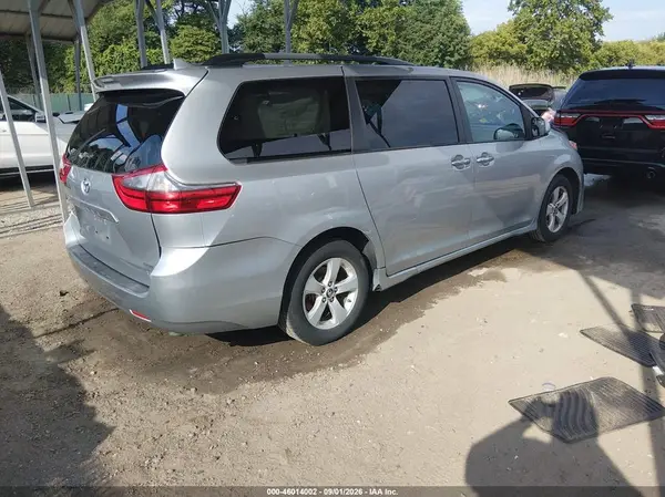 5TDKZ3DC0LS035787 — 2020 Toyota Sienna, фото 4 с аукциона IAAI, Передняя часть