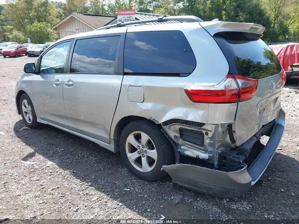 5TDKZ3DC2LS058374 — 2020 Toyota Sienna, фото 3 с аукциона IAAI 13.10.2026, Задняя часть