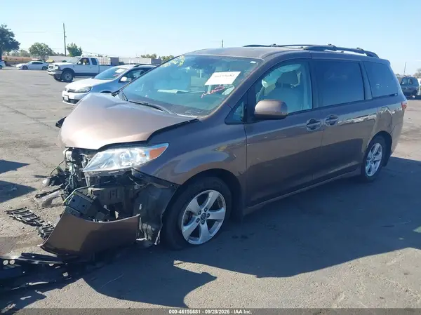 2020 TOYOTA SIENNA VIN 5TDKZ3DC5LS048938 фото 2
