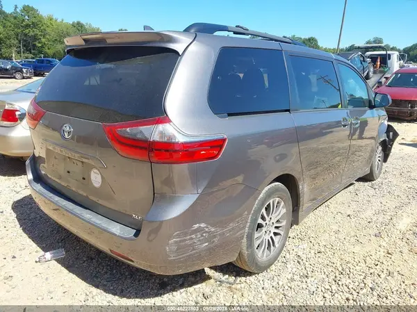 5TDYZ3DC1LS035470 — 2020 Toyota Sienna, фото 4 с аукциона IAAI, Передняя часть справа