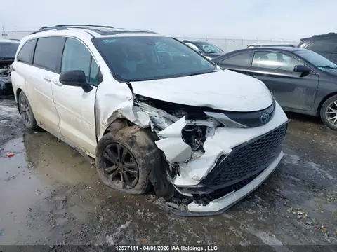 2024 Toyota Sienna VIN 5TDGSKFC4RS109545 фото 1