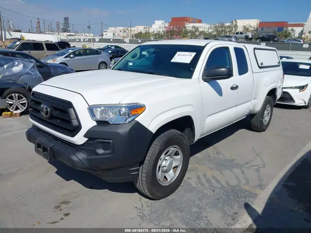 3TYRX5GN7PT068311 — 2023 Toyota Tacoma 2WD SR, фото 2 с аукциона IAAI 30.09.2026, Естественный износ