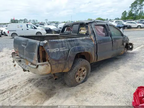 2015 Toyota Tacoma Base V6 VIN 5TFLU4EN7FX138227 фото 4