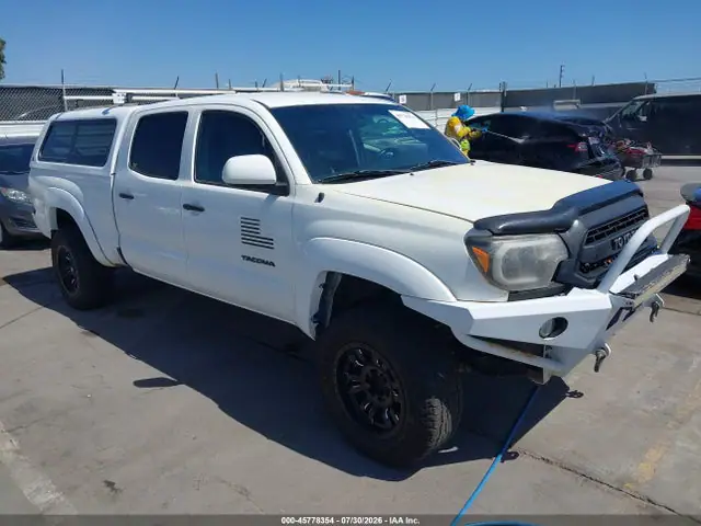 3TMMU4FN2FM078236 — 2015 Toyota Tacoma Base V6, Естественный износ (Normal Wear & Tear), фото до ремонта