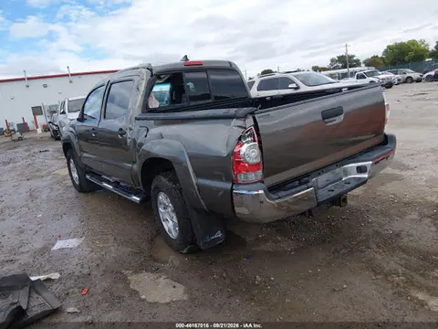 2015 Toyota Tacoma Base V6 VIN 3TMLU4EN8FM170397 фото 3