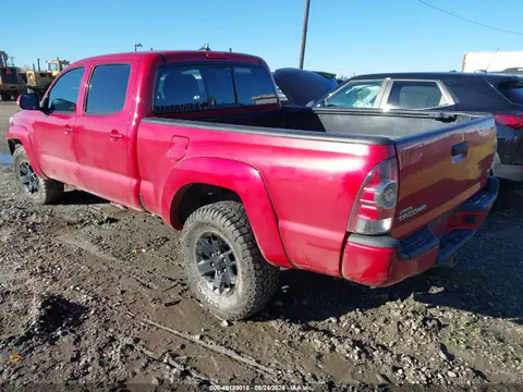 2015 Toyota Tacoma Base V6 VIN 5TFMU4FN8FX035983 фото 3