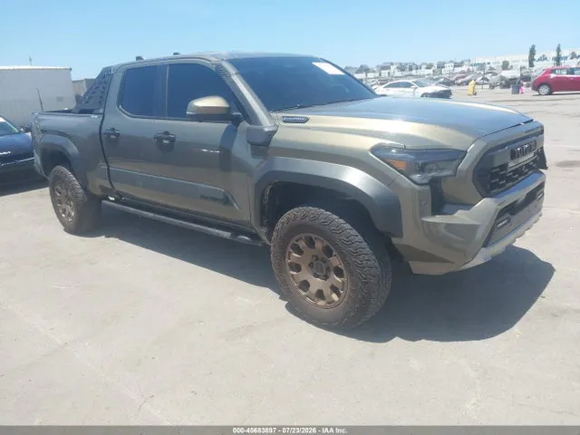 2026 Toyota Tacoma Hybrid Trailhunter VIN 3TYLC5LN8TT053298 фото 1