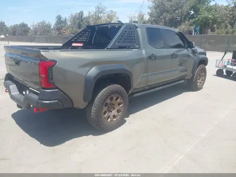 2026 Toyota Tacoma Hybrid Trailhunter VIN 3TYLC5LN8TT053298 фото 4