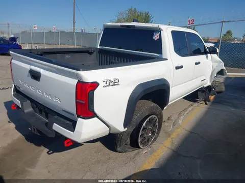 2025 Toyota Tacoma Hybrid Trd Off Road VIN 3TYLC5LN5ST022587 фото 4