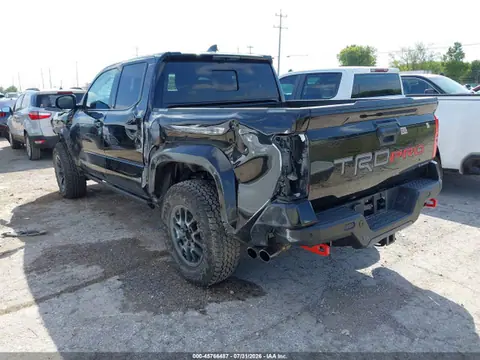 2026 Toyota Tacoma Hybrid Trd Pro VIN 3TYLC5LNXTT062469 фото 3