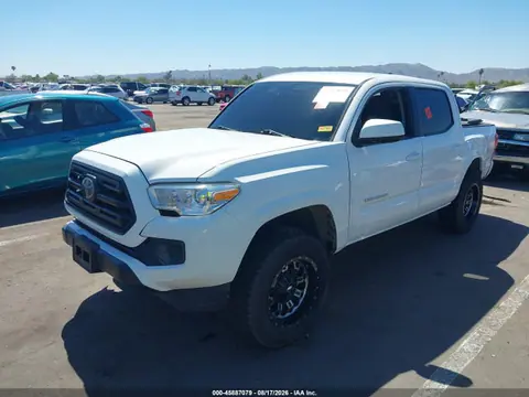 2019 Toyota Tacoma Sr V6 VIN 3TMCZ5AN0KM258013 фото 2