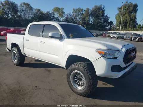 5TFCZ5AN3MX257421 — 2021 Toyota Tacoma SR V6, Передняя часть (Front & Rear), фото до ремонта