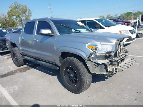 3TMCZ5AN4MM420793 — 2021 Toyota Tacoma SR V6, Передняя часть слева (Left Front), фото до ремонта
