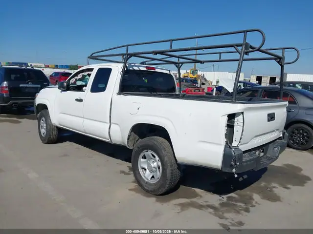 3TYRX5GN2PT073903 — 2023 Toyota Tacoma SR, фото 3 с аукциона IAAI 14.10.2026, Передняя и задняя части