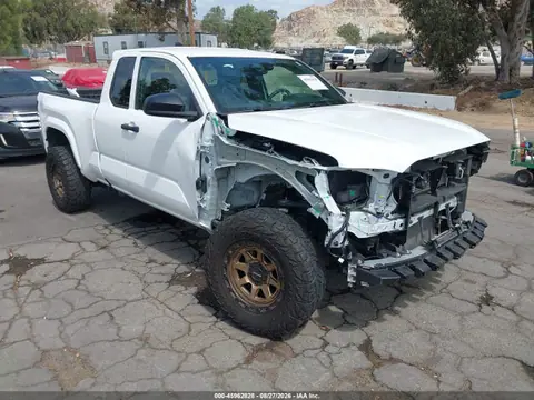 3TYJDAHN2ST036730 — 2025 Toyota Tacoma SR, Передняя часть справа (Right Front), фото до ремонта