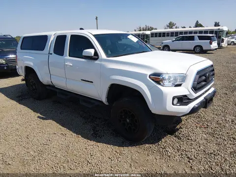 3TYSZ5AN7NT090830 — 2022 Toyota Tacoma SR5 V6, Задняя часть (Rear), фото до ремонта