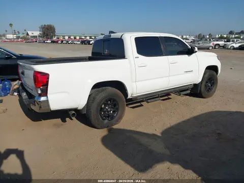 2022 Toyota Tacoma Sr5 V6 VIN 3TMAZ5CN2NM168032 фото 4