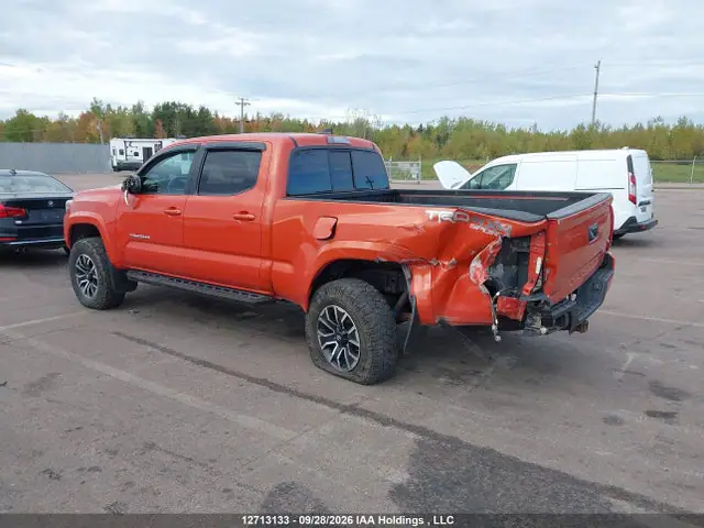 2016 Toyota Tacoma Sr5 VIN 5TFDZ5BNXGX011232 фото 3