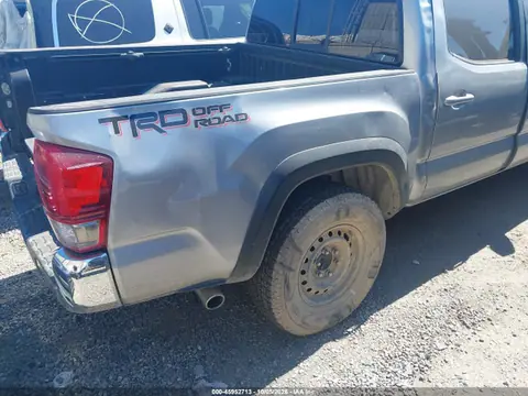 2016 Toyota Tacoma Trd Off Road VIN 3TMAZ5CN1GM004550 фото 4
