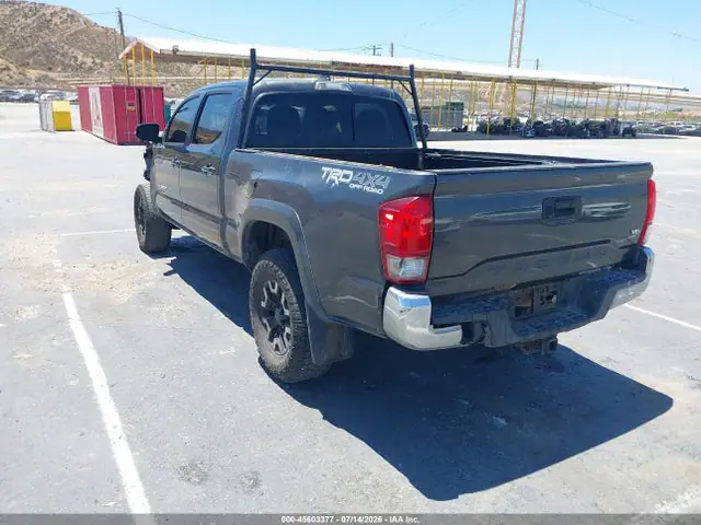 3TMDZ5BN9HM028126 — 2017 Toyota Tacoma Trd Off Road, фото 3 с аукциона IAAI 30.09.2026, Передняя часть