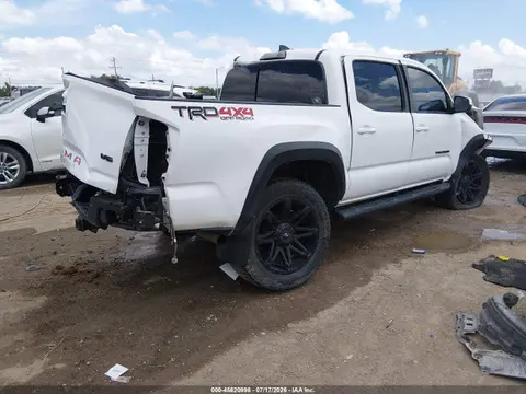 2017 Toyota Tacoma Trd Off Road VIN 3TMCZ5AN9HM047109 фото 4