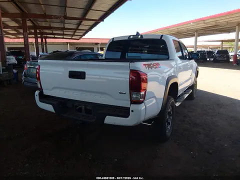 2017 Toyota Tacoma Trd Off Road VIN 5TFCZ5AN2HX116541 фото 4