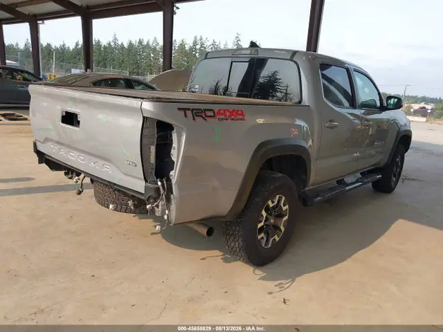 5TFCZ5AN2JX161954 — 2018 Toyota Tacoma Trd Off Road, фото 4 с аукциона IAAI 30.09.2026, Задняя часть