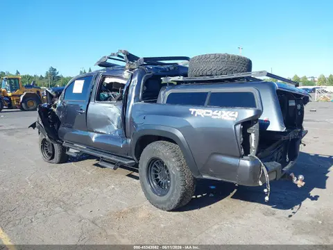 2022 Toyota Tacoma Trd Off Road VIN 3TMCZ5AN3NM503729 фото 3