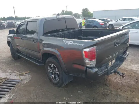 2017 Toyota Tacoma Trd Sport VIN 3TMAZ5CN3HM035400 фото 3