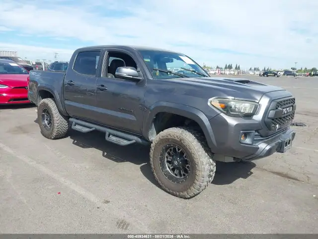 5TFCZ5AN2HX050377 — 2017 Toyota Tacoma Trd Sport, Левый бок (Left Side), фото до ремонта