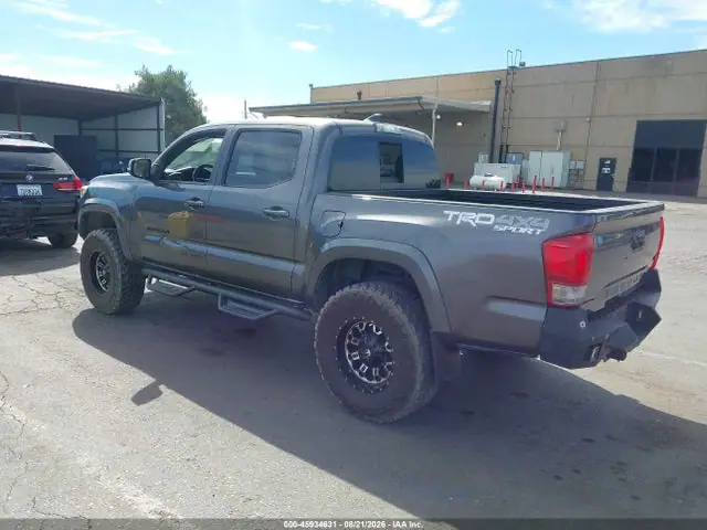 5TFCZ5AN2HX050377 — 2017 Toyota Tacoma Trd Sport, фото 3 с аукциона IAAI 30.09.2026, Левый бок