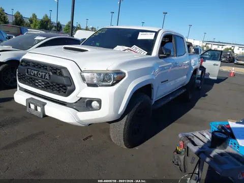 2021 Toyota Tacoma Trd Sport VIN 3TMAZ5CN2MM154954 фото 2