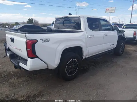 2024 Toyota Tacoma Trd Sport VIN 3TMLB5JN2RM051248 фото 4