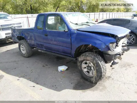 4TAUN73C8SZ067571 — 1995 Toyota Tacoma, Передняя часть, фото до ремонта
