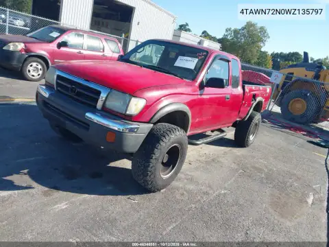 4TAWN72N0WZ135797 — 1998 Toyota Tacoma, фото 2 с аукциона IAAI 14.10.2026, Передняя часть