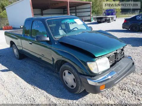 5TEVL52N9YZ711209 — 2000 Toyota Tacoma, Передняя часть, фото до ремонта
