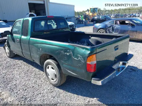 2000 Toyota Tacoma VIN 5TEVL52N9YZ711209 фото 3