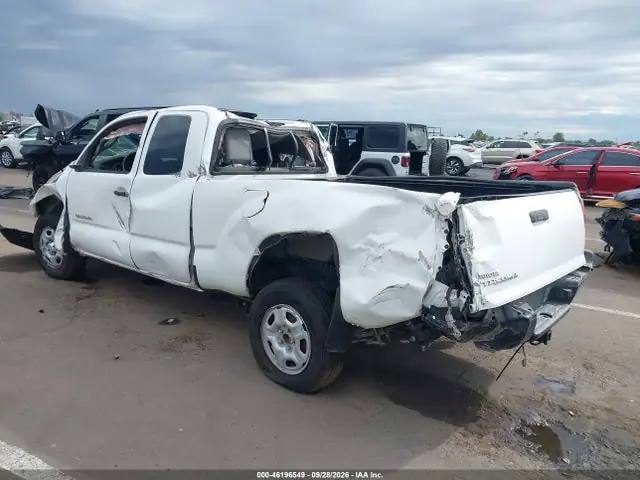 5TFTX4CNXFX066532 — 2015 Toyota Tacoma, фото 3 с аукциона IAAI 13.10.2026, Опрокидывание