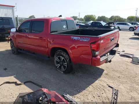 2018 Toyota Tacoma VIN 3TMCZ5AN1JM171882 фото 3