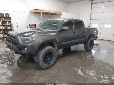 2018 Toyota Tacoma Trd Off Road VIN 3TMCZ5AN4JM178759 фото 3